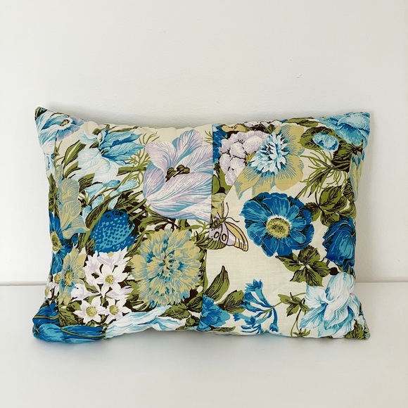 Vintage Floral Throw Pillow - Picture 4 of 5